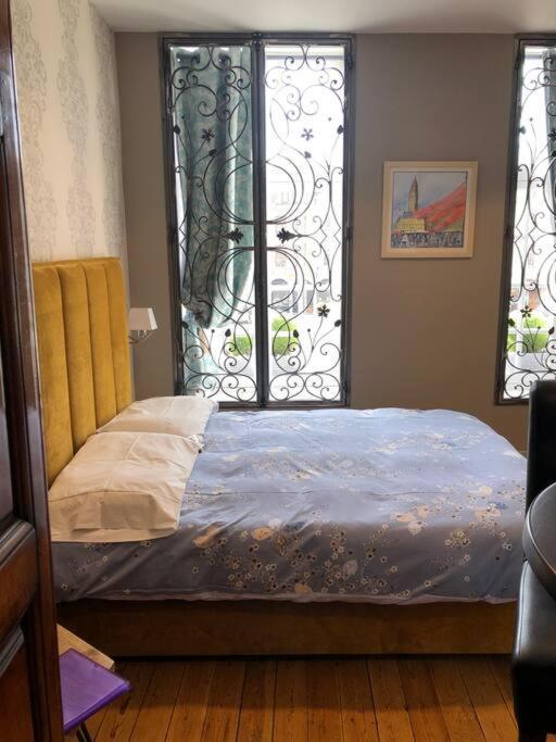 Le 31 Au Coeur Des Places Apartment *